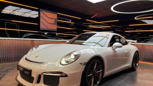 PORSCHE 991 GT3 3.8