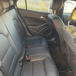MERCEDES GLA (2) 180 SENSATION 7G-DCT