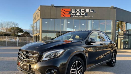 MERCEDES GLA (2) 180 SENSATION 7G-DCT