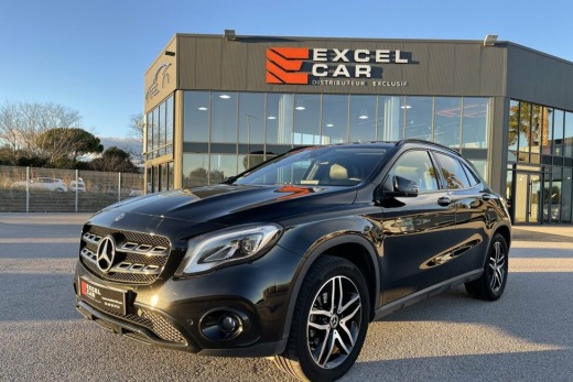 MERCEDES GLA (2) 180 SENSATION 7G-DCT