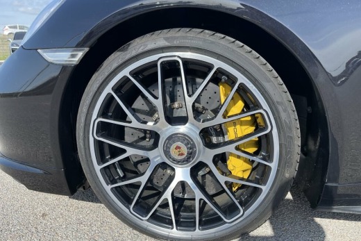 PORSCHE 991 COUPE TURBO S 560 PDK