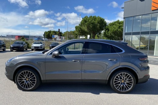 PORSCHE CAYENNE COUPE HYBRIDE 462