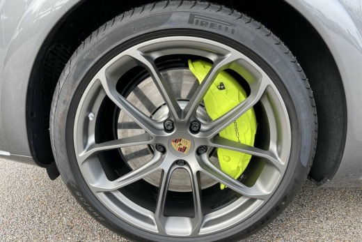 PORSCHE CAYENNE COUPE HYBRIDE 462 PACK SPORT DE CONCEPTION ALLÉGÉE