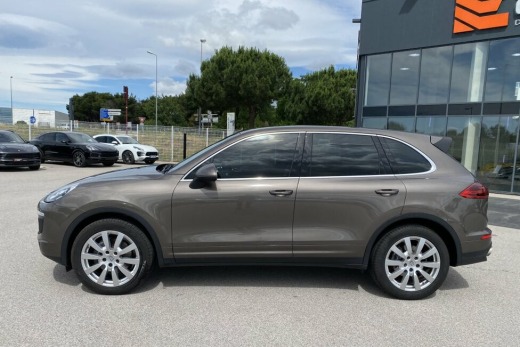 PORSCHE CAYENNE II 3.0 V6 DIESEL 262