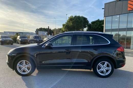 PORSCHE CAYENNE D 245