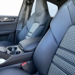PORSCHE CAYENNE TURBO S E-HYBRID COUPE PACK SPORT DE CONCEPTION ALLEGÉE EN CARBONE 680CH