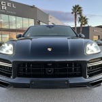 PORSCHE CAYENNE TURBO S E-HYBRID COUPE PACK SPORT DE CONCEPTION ALLEGÉE EN CARBONE 680CH