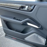 PORSCHE CAYENNE TURBO S E-HYBRID COUPE PACK SPORT DE CONCEPTION ALLEGÉE EN CARBONE 680CH