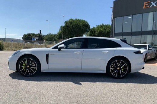 PORSCHE PANAMERA 4 E-HYBRIDE SPORT TURISMO