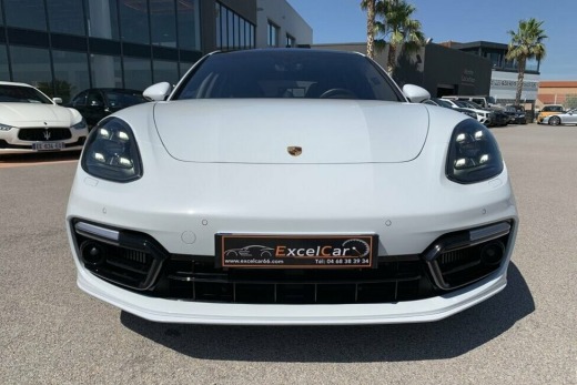 PORSCHE PANAMERA 4 E-HYBRIDE SPORT TURISMO