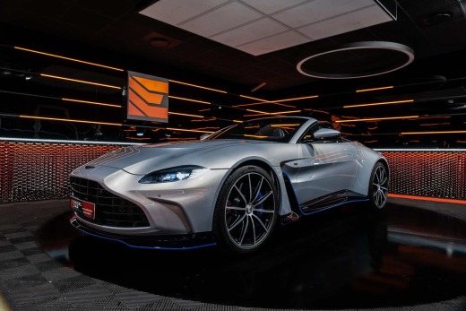 ASTON MARTIN V12 VANTAGE ROADSTER 5.2L 700ch