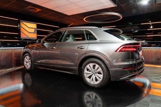 AUDI Q8 3.0 50-TDI 286CH S LINE