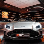 ASTON MARTIN V12 VANTAGE ROADSTER 5.2L 700CH