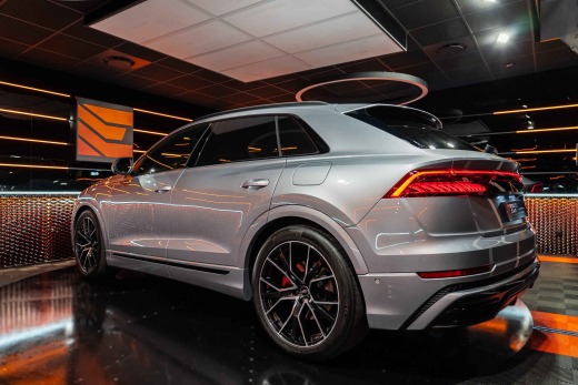 AUDI Q8 60 TFSI E 462CH COMPETITION