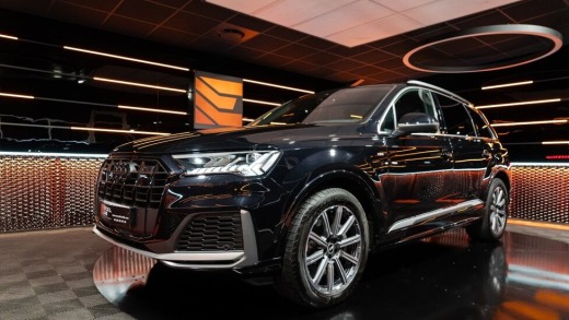 AUDI Q7 55 TFSI E 380CH S-LINE QUATTRO TIPTRONIC 8