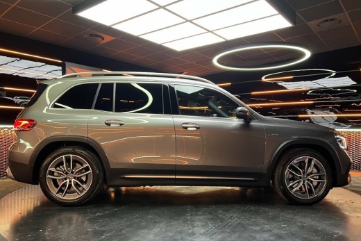 MERCEDES BENZ GLB 35 AMG
