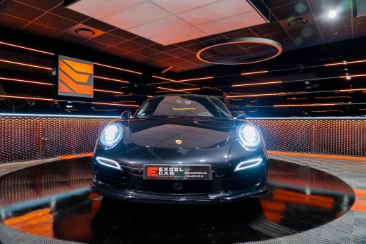 PORSCHE 991 CABRIOLET TURBO S 560 PDK