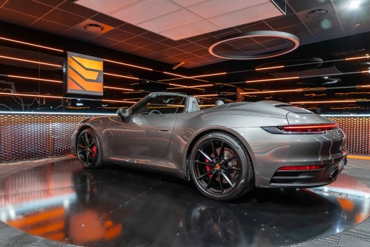 PORSCHE 992 CABRIOLET 3.0 450 CARRERA 4S