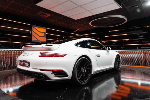 PORSCHE 991 TURBO S COUPE 580CH PDK