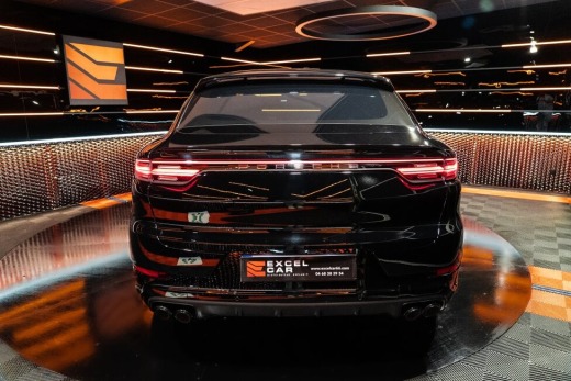 PORSCHE CAYENNE COUPE 4.0 V8 TURBO 550CH