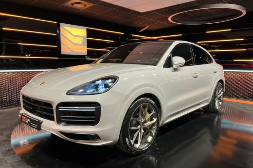 PORSCHE CAYENNE COUPÉ TURBO S E-HYBRIDE 680 Pack Sport de Conception Allégée