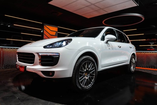 PORSCHE CAYENNE 3.0D 262 PLATINIUM EDITION