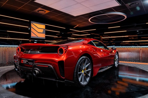 FERRARI 488 PISTA V8 3.9 720CH