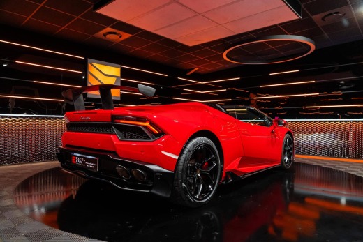 LAMBORGHINI HURACAN SPYDER LP580-2