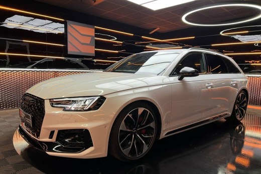 AUDI RS4 AVANT 2.9 TFSI QUATTRO 450
