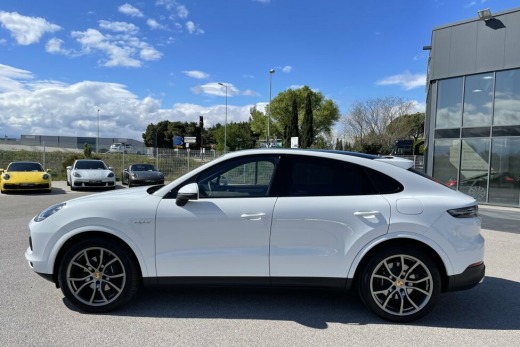 PORSCHE CAYENNE COUPE HYBRIDE 462