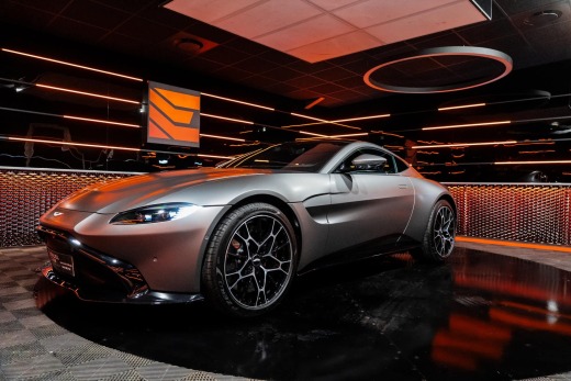 ASTON MARTIN V8 VANTAGE AMR 4.0 V8 510CH BVM7