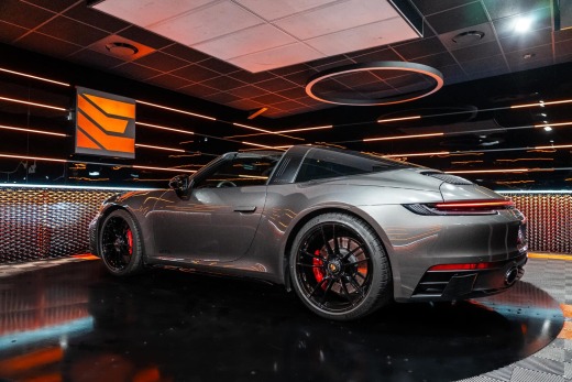PORSCHE 992 TARGA 4 GTS 3.0 480 PDK