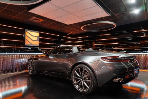 ASTON MARTIN DB11 V8 VOLANTE