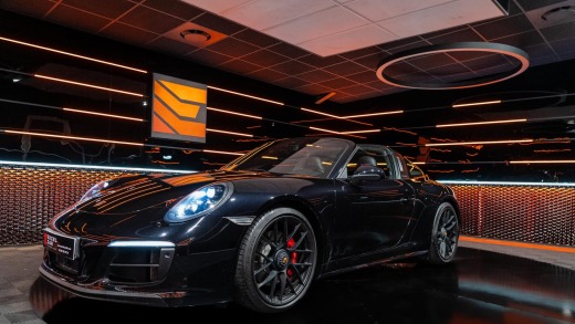 PORSCHE 991 TARGA 4 GTS 450 PDK