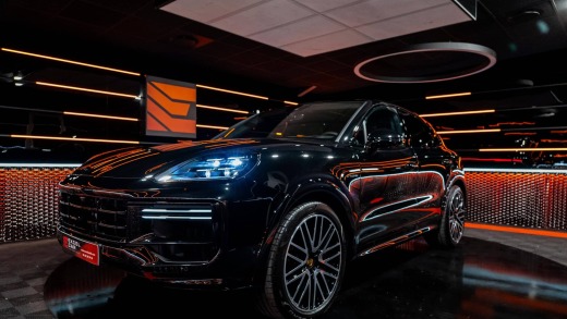 PORSCHE CAYENNE COUPÉ TURBO E-HYBRID 4.0 V8 740CH