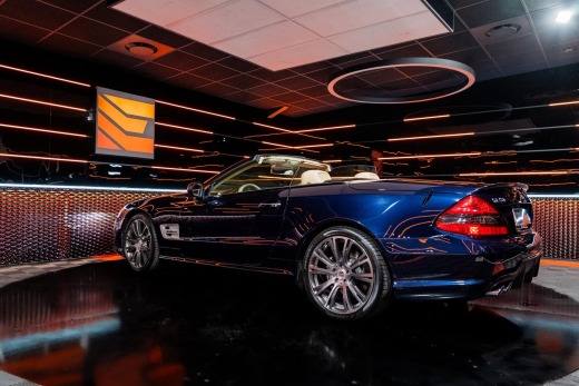 MERCEDES SL 63 AMG 525 7G-TRONIC