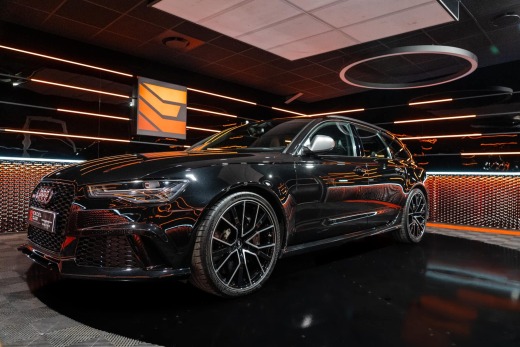 AUDI RS6 AVANT 4.0 TFSI 605 PERFORMANCE