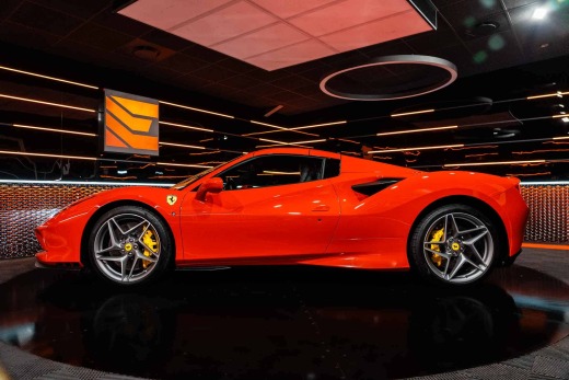 FERRARI F8 SPIDER 3.9 720 DCT