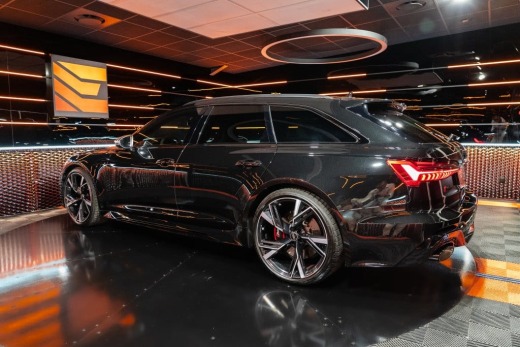 AUDI RS6 IV 4.0 TFSI 600 QUATTRO TIPTRONIC 8