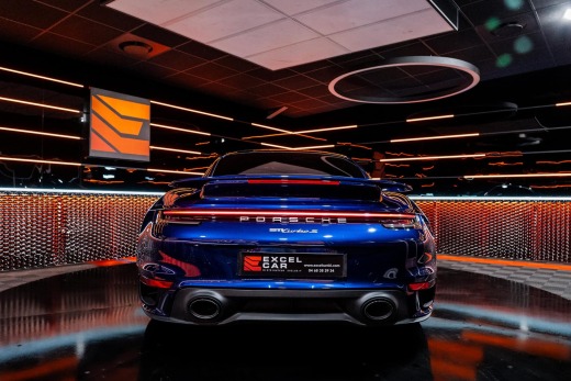 PORSCHE 992 COUPE TURBO S 650 PDK