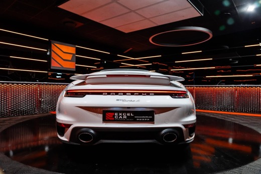 PORSCHE 992 TURBO S CABRIOLET 3.8 650
