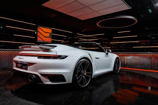 PORSCHE 992 TURBO S CABRIOLET 3.8 650