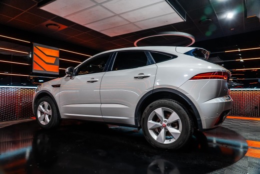 JAGUAR E-PACE D150 AWD R-DYNAMIC S BVA