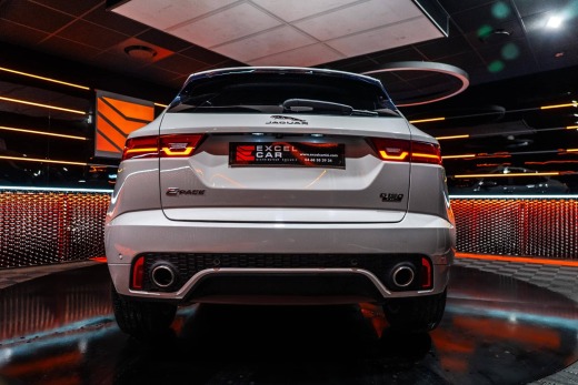 JAGUAR E-PACE D150 AWD R-DYNAMIC S BVA
