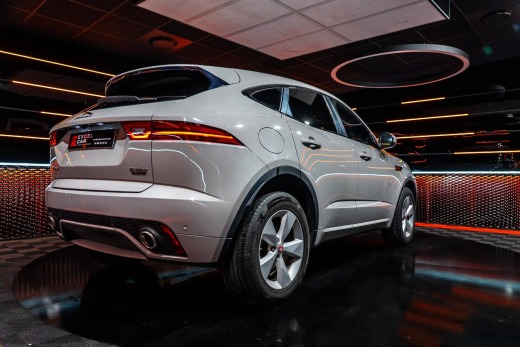 JAGUAR E-PACE D150 AWD R-DYNAMIC S BVA