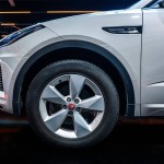 JAGUAR E-PACE D150 AWD R-DYNAMIC S BVA