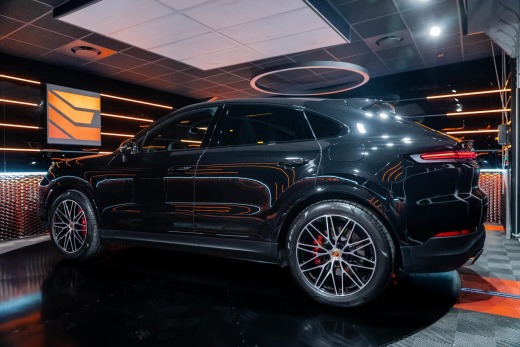 PORSCHE CAYENNE COUPÉ S E-HYBRID 519CH