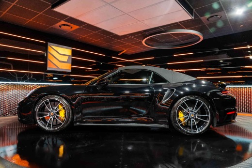 PORSCHE 992 TURBO S CABRIOLET 3.8 650