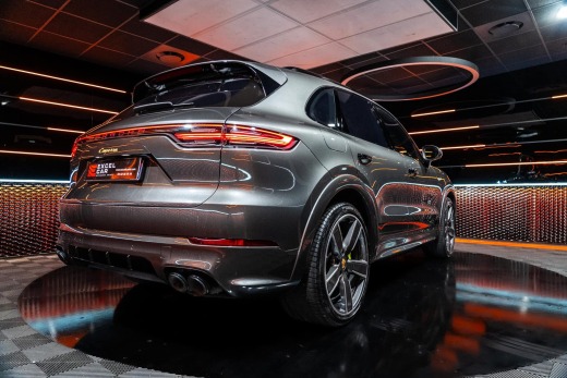 PORSCHE CAYENNE E-HYBRIDE 462 TIPTRONIC 8