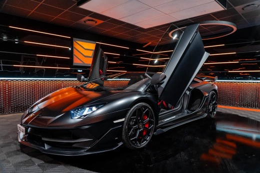LAMBORGHINI AVENTADOR SVJ ROADSTER 6.5 V12 770CH